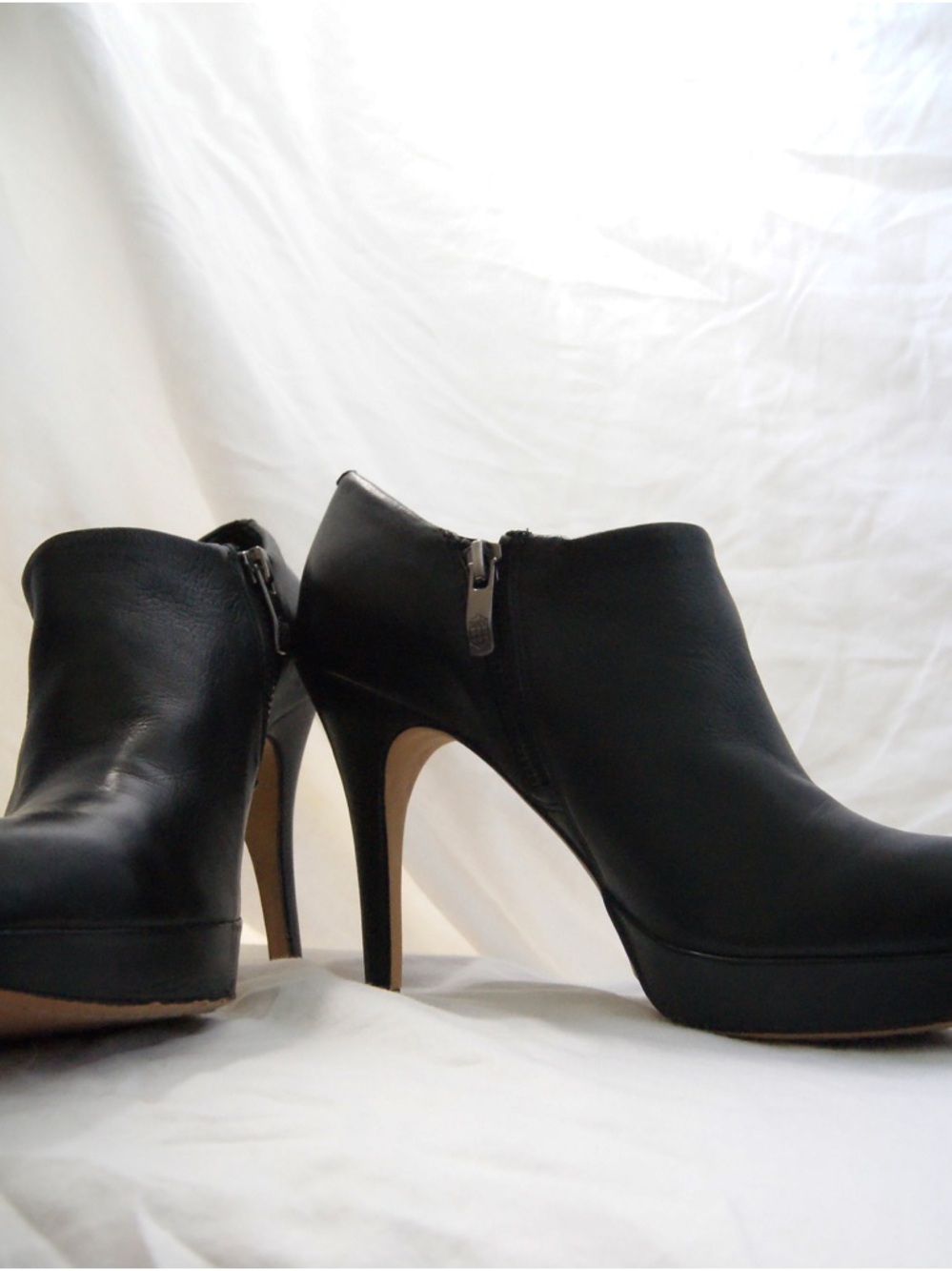 Vince Camuto Women's Black Leather Elvin  High Heel Ankle Booties